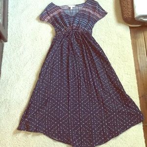 Short sleeve maternity dress